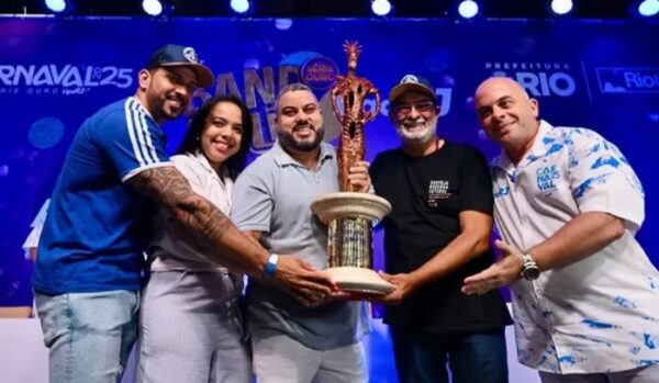 Acadêmicos de Niterói abre o Carnaval 2026 com show!