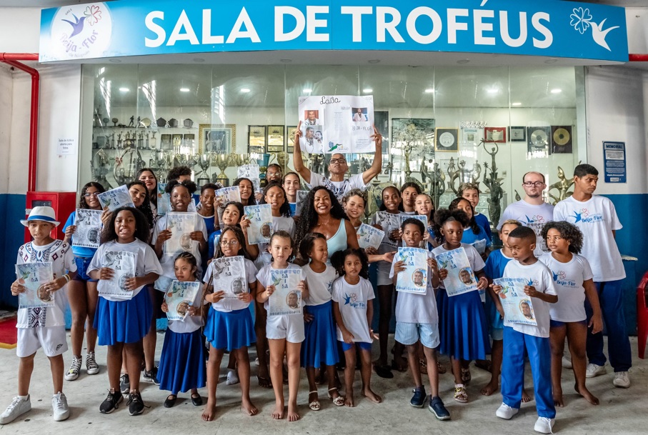 Beija-Flor: crianças homenageiam Laíla em projeto emocionante