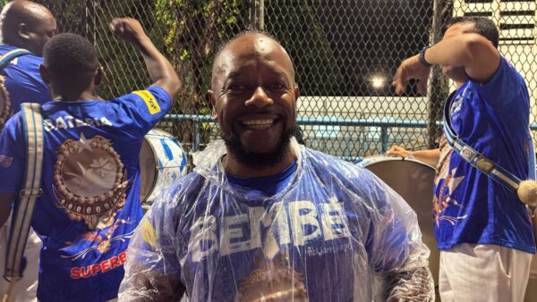 Beija-Flor emociona a Sapucaí com ensaio técnico sobre ancestralidade