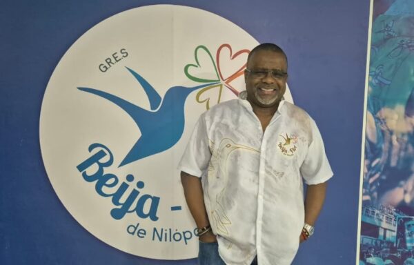 Beija-Flor escolhe novos cantores para o Carnaval 2026