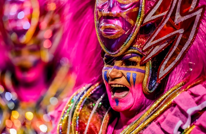 Carnaval 2025: regras de fantasias e alegorias mudaram!