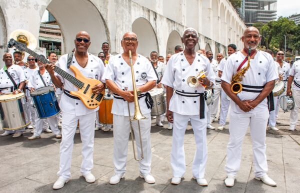 Carnaval 2026: Cordão da Bola Preta agita Camarote Rio Praia em estreia inédita!