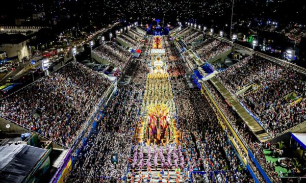 Carnaval 2026: Ingressos para o Setor 9 da Sapucaí já estão à venda