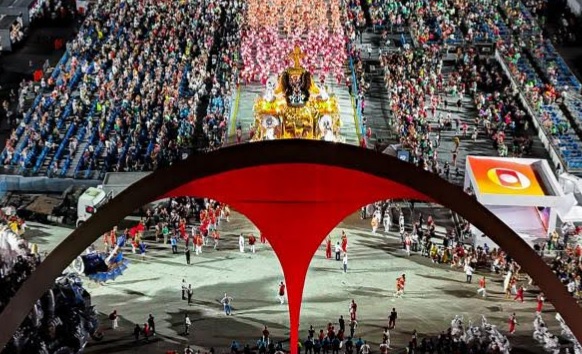 Carnaval 2026: Série Ouro começa HOJE na Sapucaí! Veja as 7 escolas e a programação!