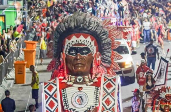 CasaBloco homenageia Bira Presidente e Arlindo Cruz em evento de abertura