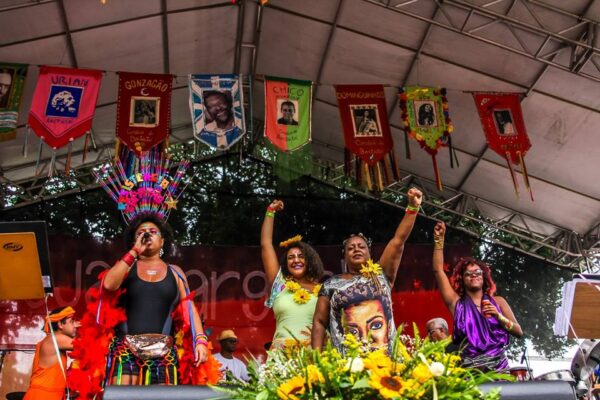 Cordão do Boitatá celebra 30 anos com desfile inédito no circuito dos megablocos