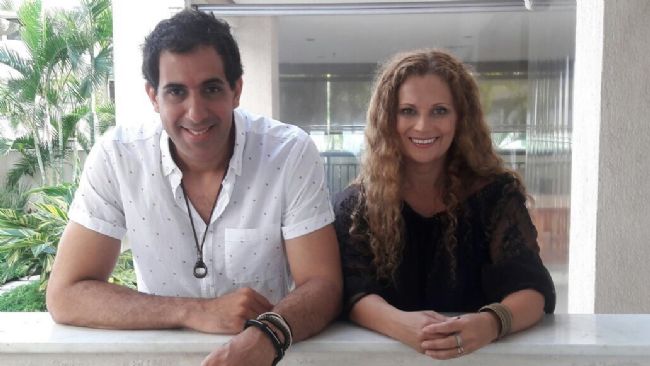 Coreógrafos campeões voltam a comandar a comissão de frente da Portela
