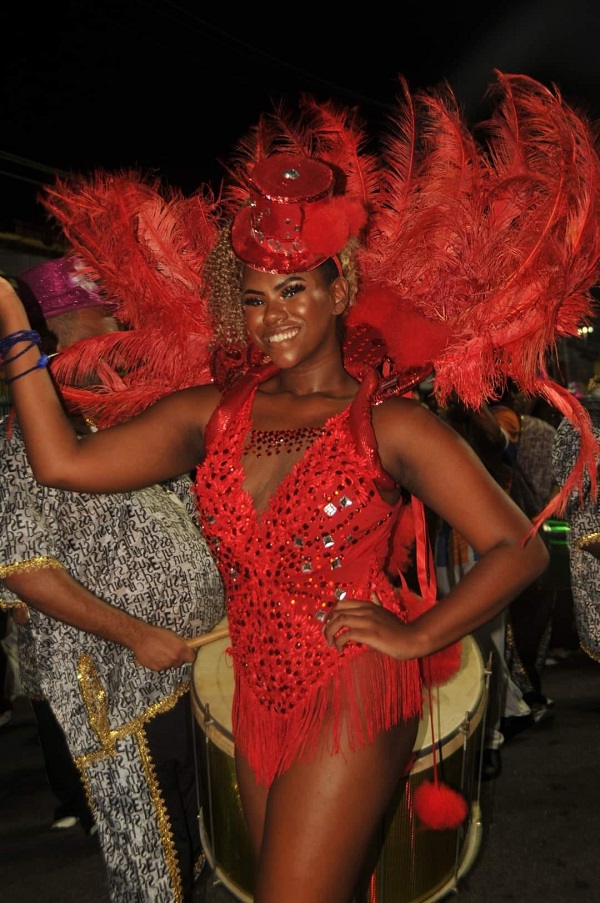 Feitiço Carioca anuncia a nova rainha de bateria
