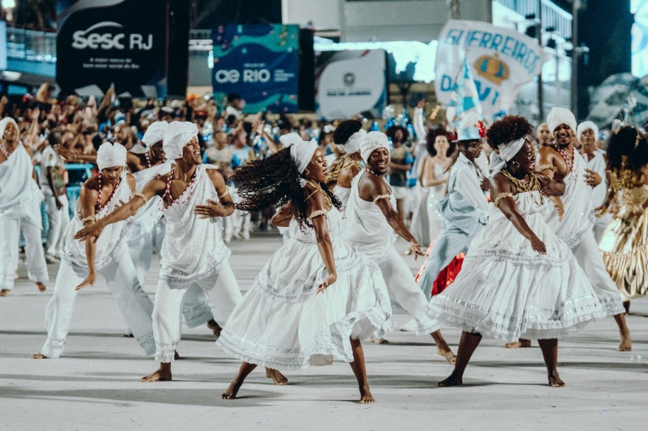 Ensaios Técnicos Gratuitos Carnaval 2027: Liesa divulga agenda da Sapucaí!