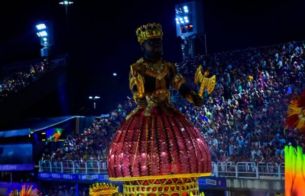 Erros no julgamento do samba-enredo do Carnaval 2025 causam polêmica
