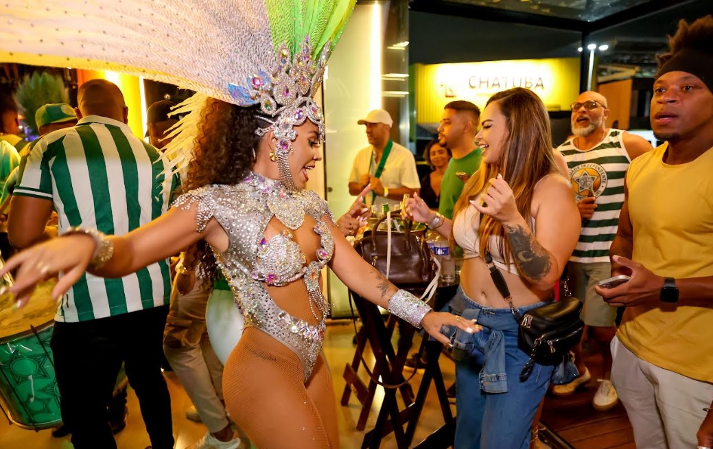 Camarote Rio Praia realiza esquenta de Carnaval na Barra!