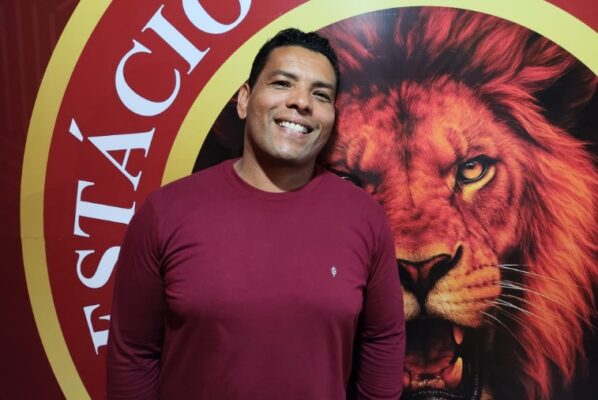 Estácio de Sá: Lenda Tata Tancredo ganha estátua gigante no coração do Rio!