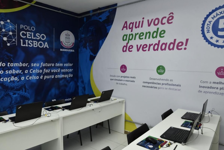 Faculdade na Mangueira! Mais de 3 mil garantem futuro com bolsas 100%