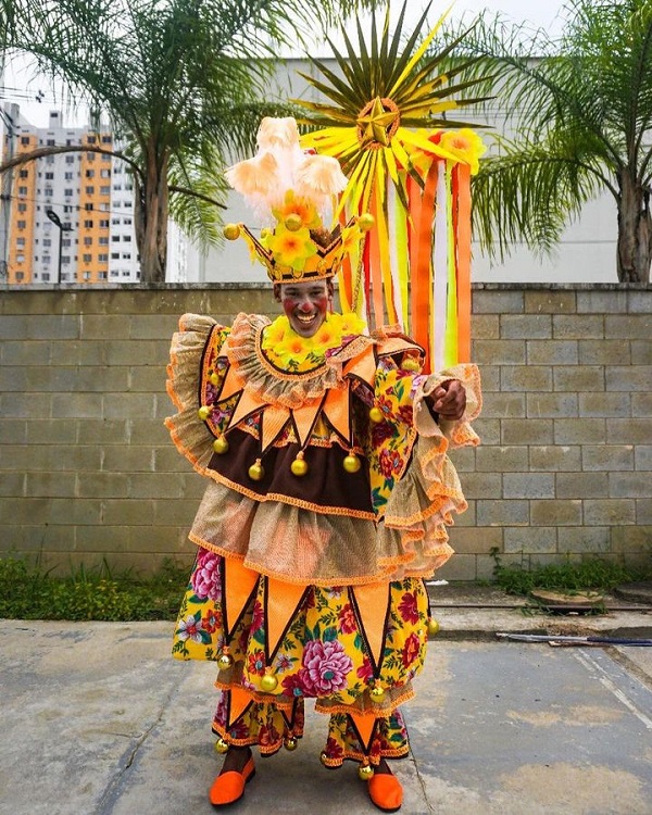 Inocentes de Belford Roxo apresenta fantasia para o Carnaval 2023