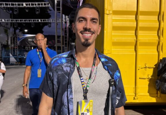 Gabriel David: O sucesso do Carnaval Mirim e o futuro das crianças na Sapucaí!