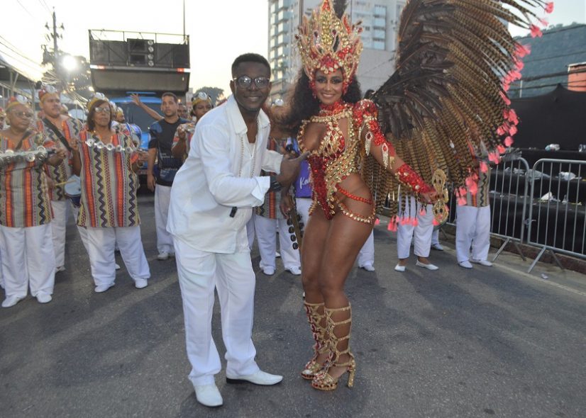 Gato de Bonsucesso mantém mestre de bateria