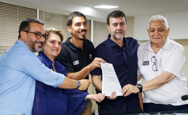 Governo do Brasil destina R$ 12 milhões para escolas de samba do Rio