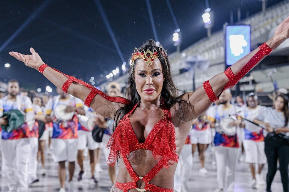 Gracyanne Barbosa deixa União da Ilha! Rainha de Bateria se despede para 2027
