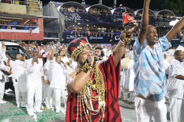 Imperatriz perde décimo por detalhes no samba!
