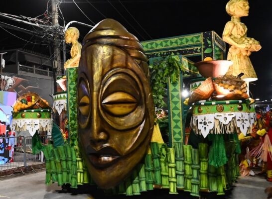 Império da Tijuca reinaugura quadra e aposta em eventos culturais