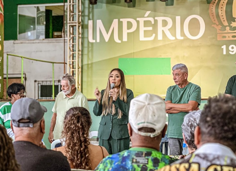 Império Serrano elege Paula Maria: Nova presidente mira retorno ao Grupo Especial!