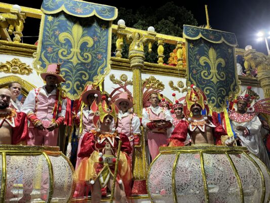 Inocentes de Belford Roxo: Olinda, frevo e o Galo da Madrugada no Carnaval!