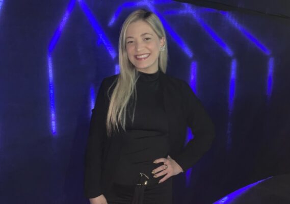 confira essa noticia: Juliana Frathane estreia na Unidos da Ponte com comissão de frente cheia de força