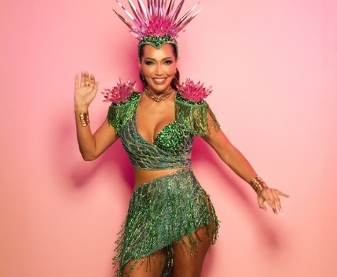 confira essa noticia: Karinah canta com a bateria da Mangueira no Amapá