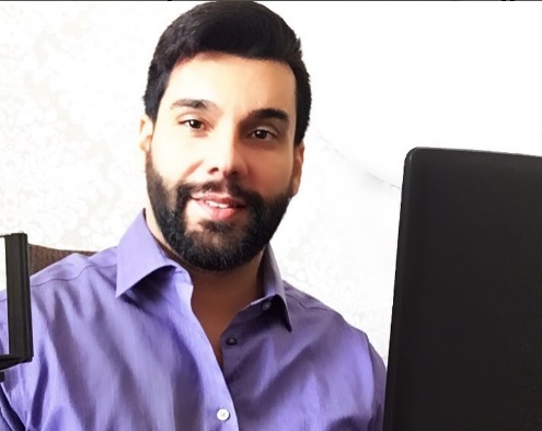 Leandro Valente segue como carnavalesco da Tradição