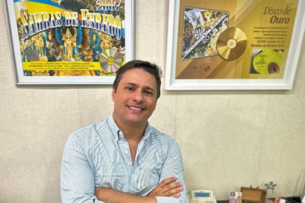 Liesa dá mais liberdade para escolas criarem sambas-enredo do Carnaval 2026