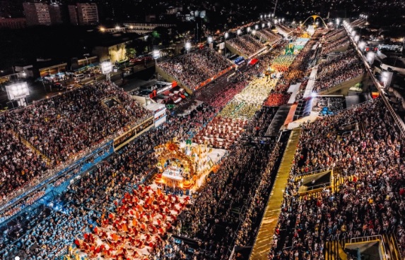 Loucura! Ingressos Carnaval Rio 2027 esgotam em 2h. Saiba como garantir os seus!