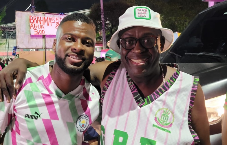 Mangueira: Ensaio garante show no Carnaval 2025!