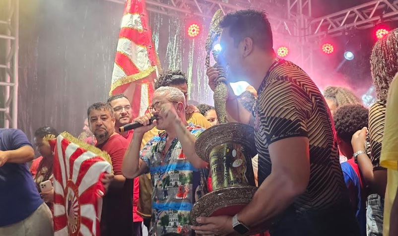 Maricá no Grupo Especial: Zé Paulo revela o segredo da escola que virou cidade!