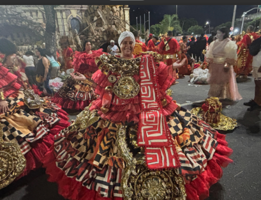 Maricá: Veja a fantasia das Baianas com Balangandãs que celebram a força feminina!