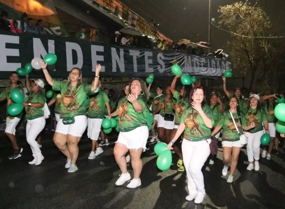 Mocidade: ensaio de rua anima e promete show na Sapucaí 2025