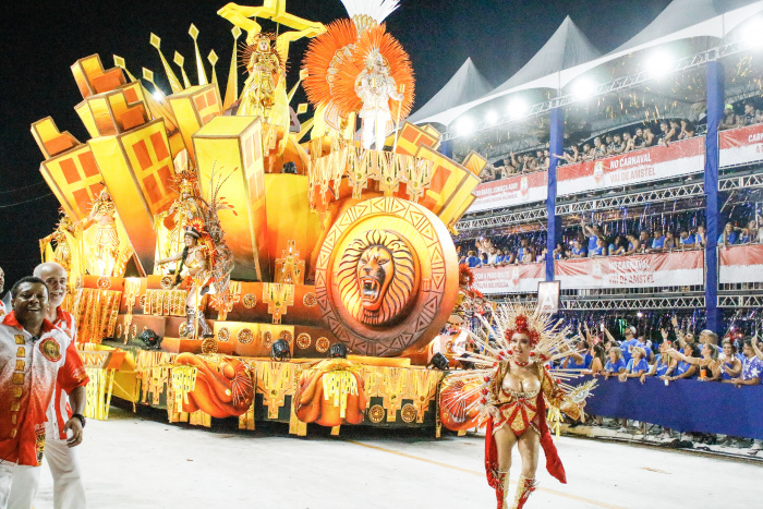 Mocidade Unida da Glória vence Grupo Especial de Vitória