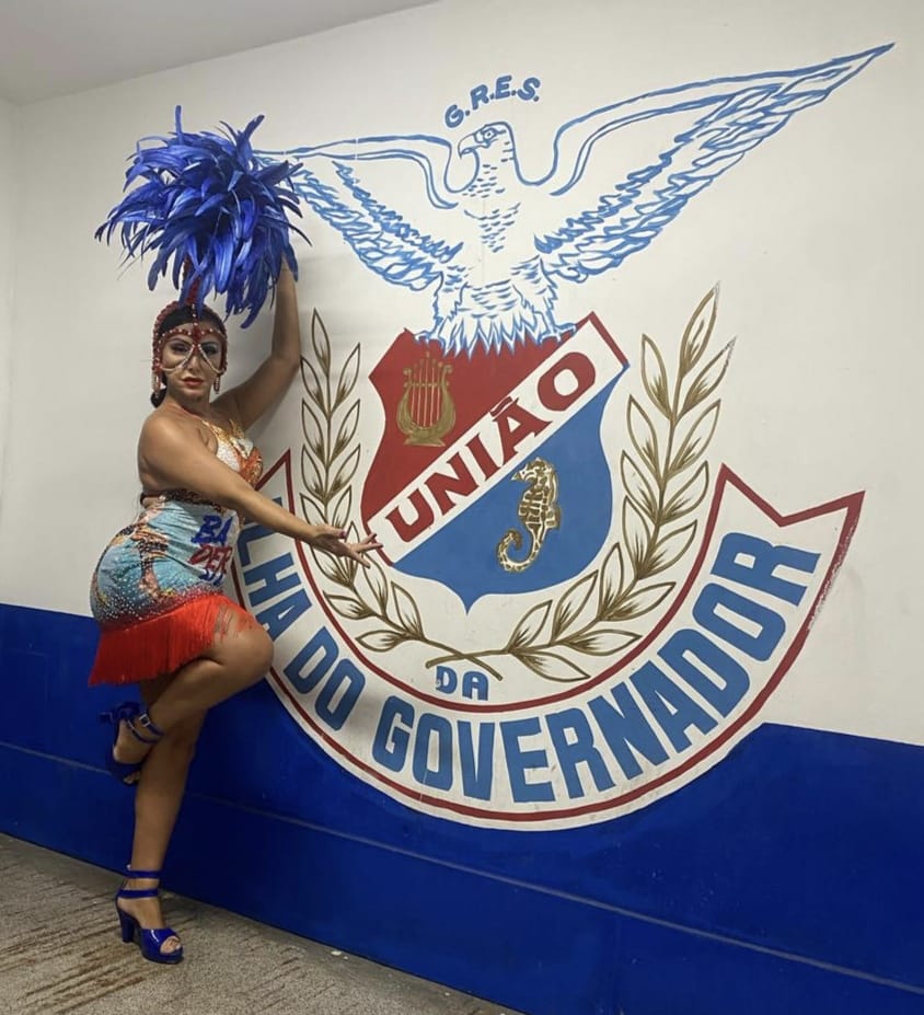 Musa da União da Ilha, Amanda Fernandes entrega detalhes do seu figurino para o desfile de 2025