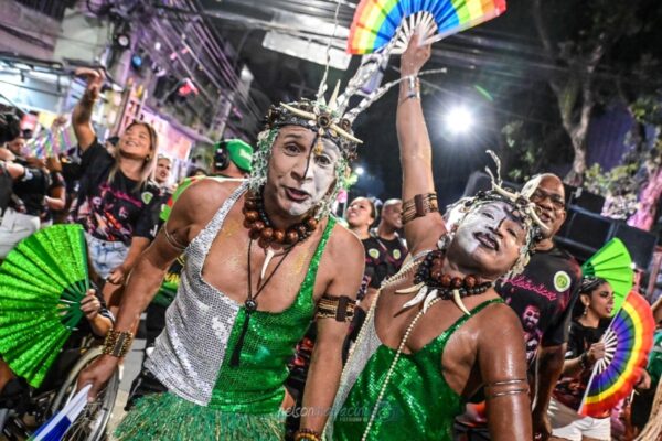 Ney Matogrosso emociona em ensaio da Imperatriz para o Carnaval 2025