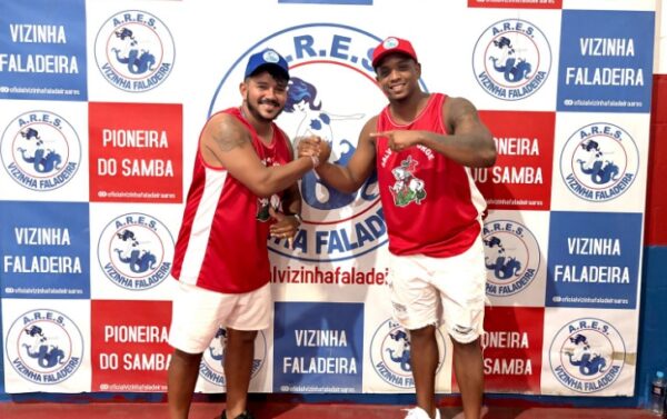 Nova dupla assume bateria da Vizinha Faladeira!