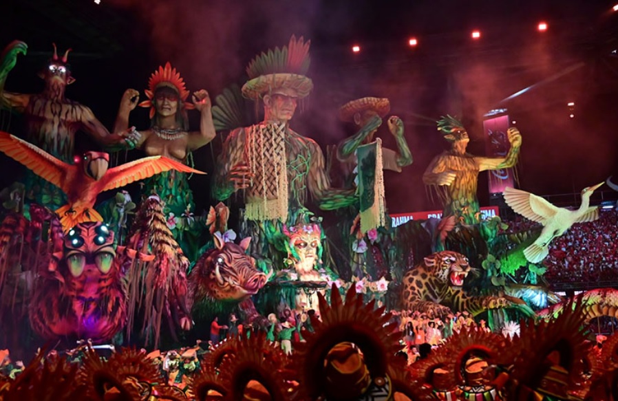 Parintins dá aula! O que o Carnaval pode aprender com o Festival da Amazônia?