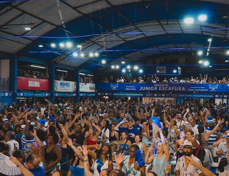 Portela: Feijoada de 103 anos revela Paulo Barros e equipe do Carnaval 2027!