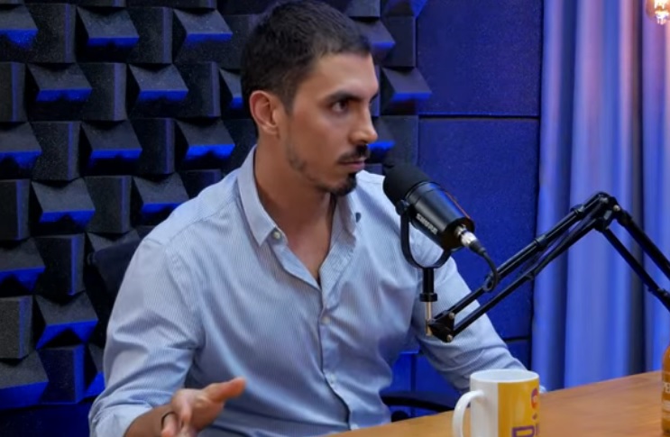 Quem sobe? Gabriel David 'bate de frente' por vagas no Grupo Especial 2026!