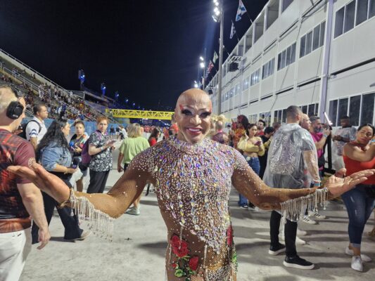 Salgueiro: Conheça a força e a tradição das passistas que encantam a Sapucaí