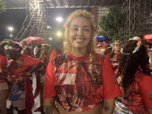 Salgueiro emociona com homenagem a Rosa Magalhães para o Carnaval 2025