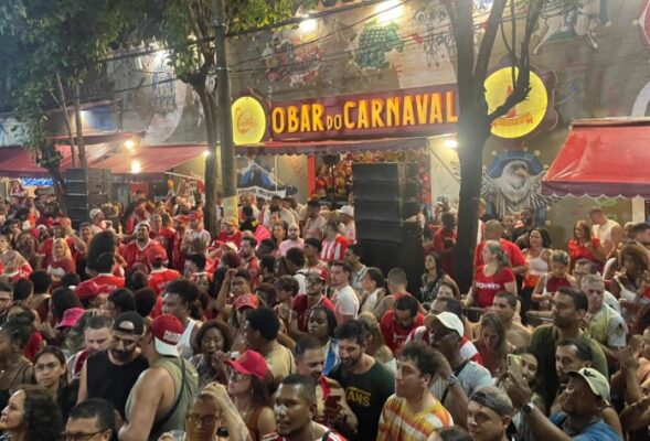 Salgueiro homenageia Rosa Magalhães em busca do título do Carnaval 2026