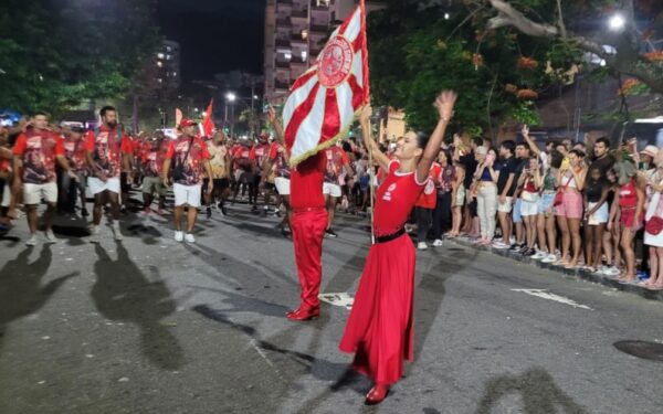 Salgueiro mostra força em ensaio para o Carnaval 2026