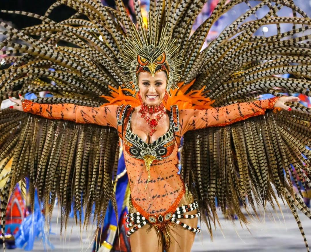 Tatiana Breia é a nova musa da Unidos do Jacarezinho