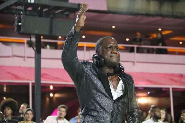 União de Maricá busca dançarinas para comissão de frente do Carnaval 2026