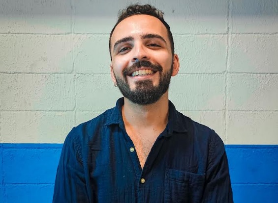 Unidos da Ponte: Carnavalesco campeão Nicolas Gonçalves renova para o Carnaval!