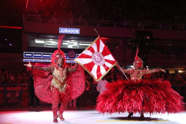 Unidos de Padre Miguel: Fim de uma era! Casal Marcinho e Cris se despede.